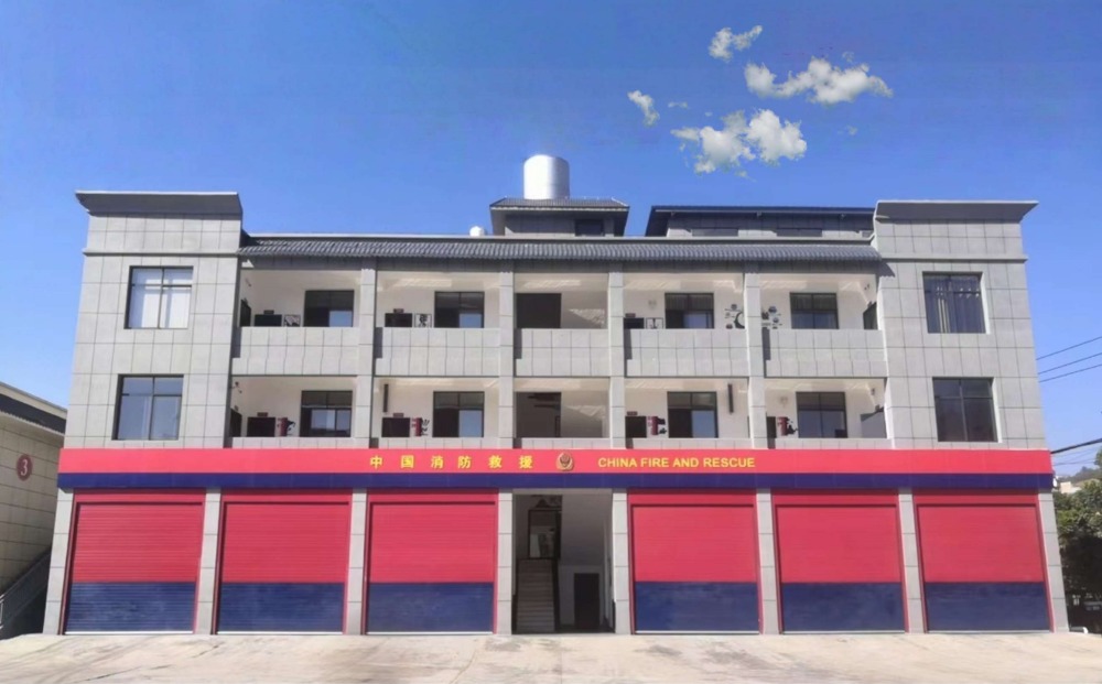 昭通巧家县消防车库门.jpg
